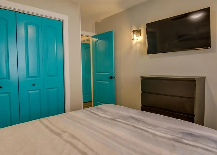 Walk To And Boardwalk Ocean Apartment